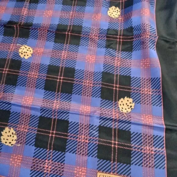 Vintage Silk Scarfs Japan - Givenchy red National Western Denver print - Picture 2 of 7
